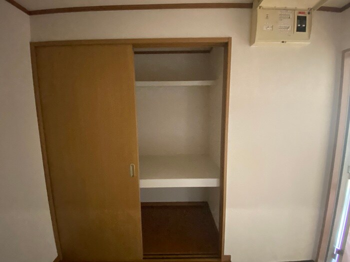物件内観写真18　(収納)