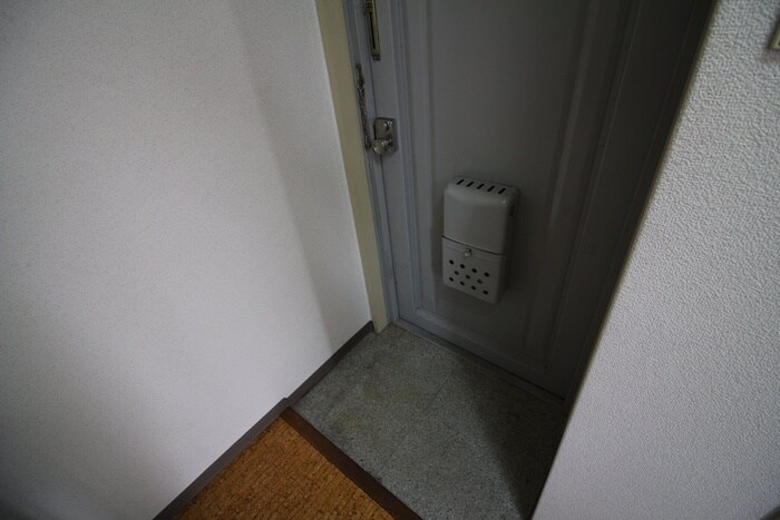 物件内観写真21　(玄関)