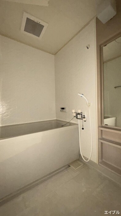 ロイヤルビュー安芸のバス