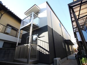 ＢＬＩＳＳ東野外観写真