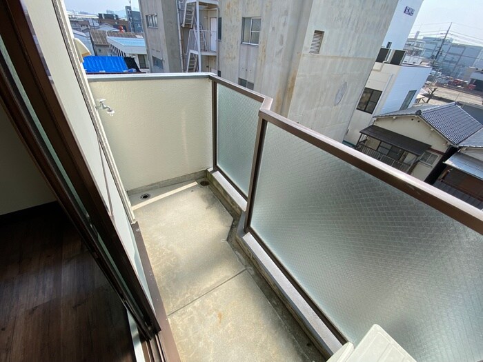物件内観写真18　(ベランダ・バルコニー)
