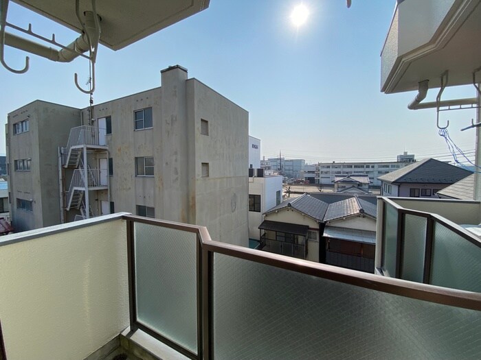 物件内観写真19　(室内からの展望)