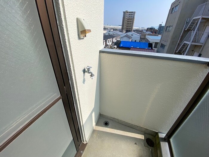 物件内観写真20　(洗濯機置場)