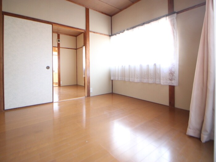 物件内観写真7　(居室)