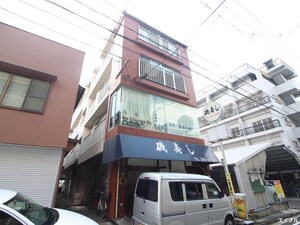 畑ビル外観写真