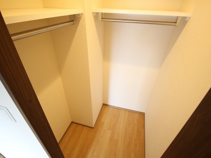 物件内観写真16　(収納)
