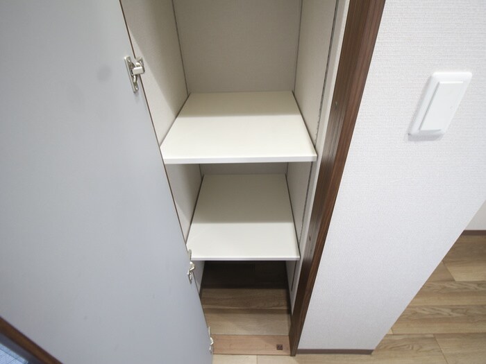物件内観写真22　(収納)