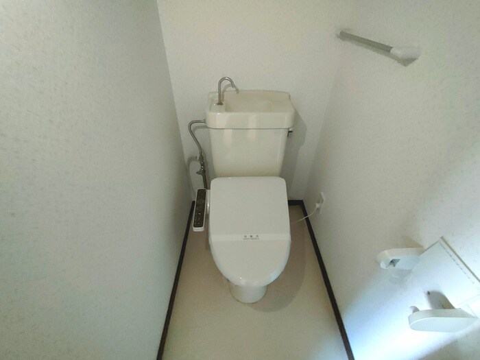 物件内観写真10　(トイレ)