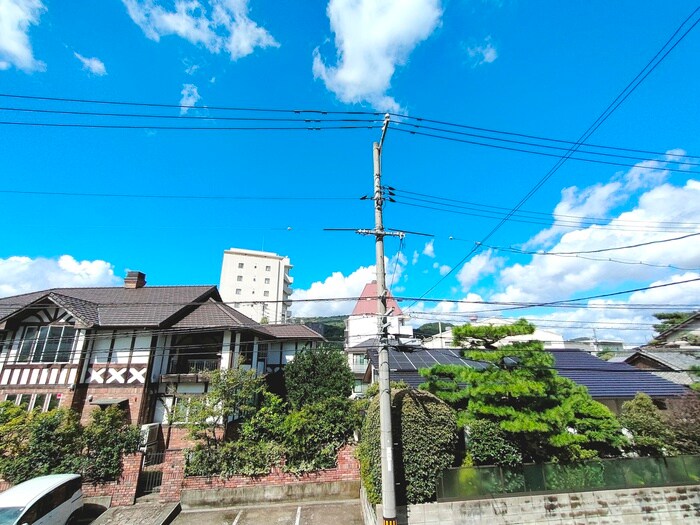 物件内観写真15　(室内からの展望)