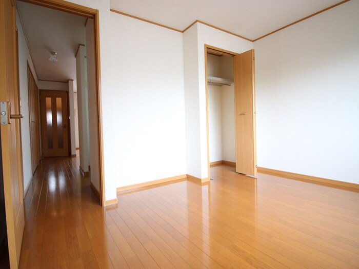 物件内観写真9　(居室)