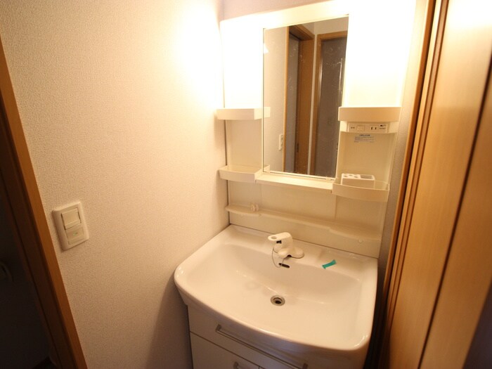 物件内観写真11　(洗面)