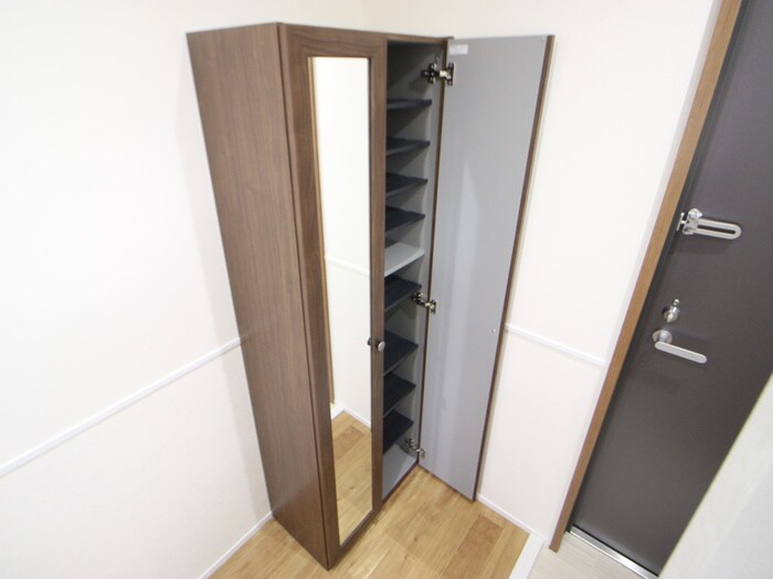 物件内観写真13　(靴箱)