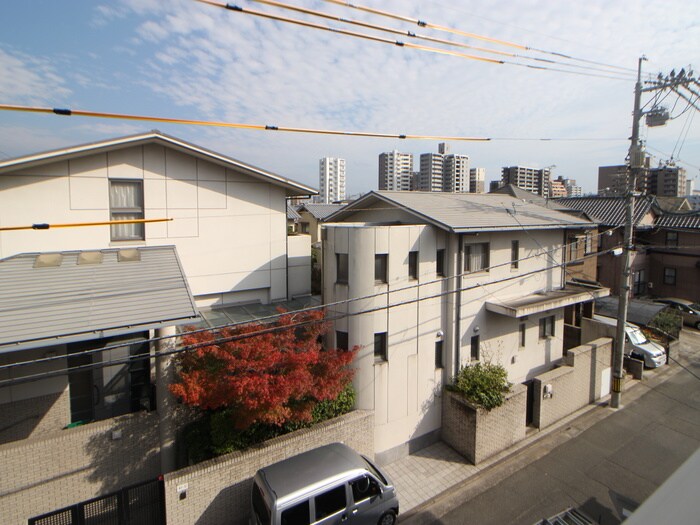 物件内観写真14　(室内からの展望)