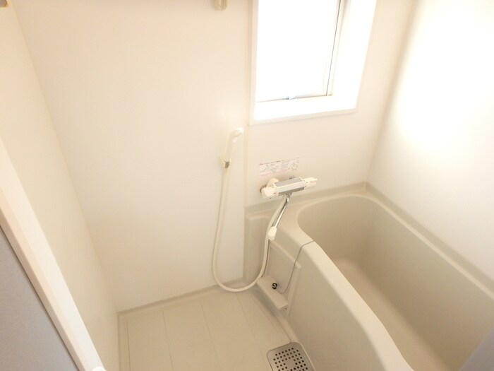 物件内観写真9　(バス／シャワールーム等)