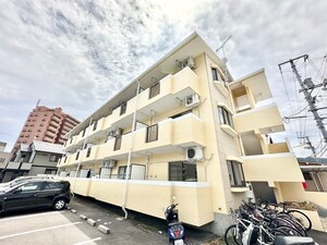 サンハイム西口外観写真