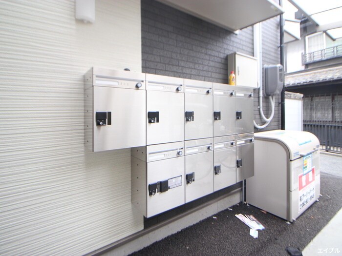 物件外観写真6　(建物設備)