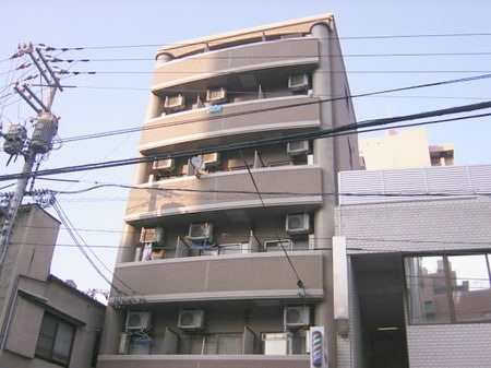 ラントハウス大手町外観写真