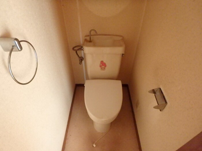 物件内観写真8　(トイレ)