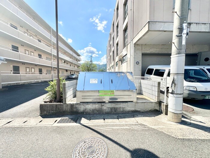 物件外観写真6　(建物設備)