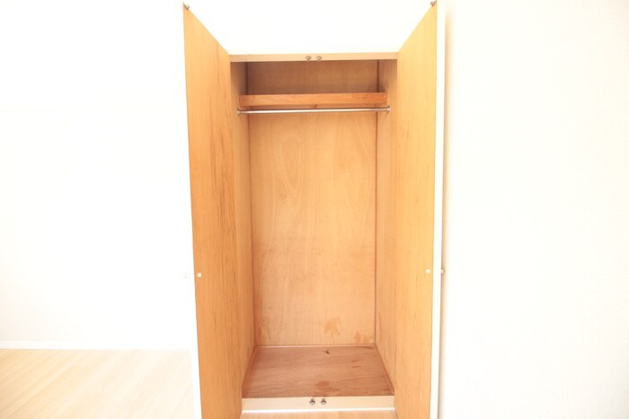 物件内観写真12　(収納)