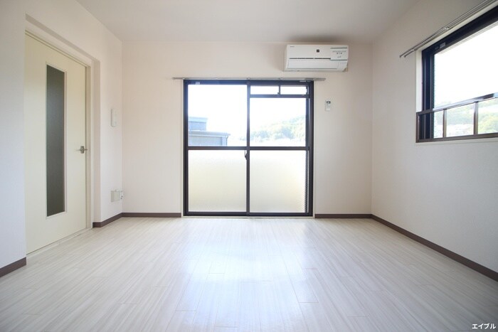 物件内観写真13　(居室)