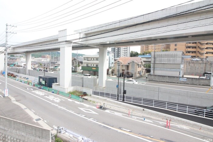 物件内観写真14　(室内からの展望)