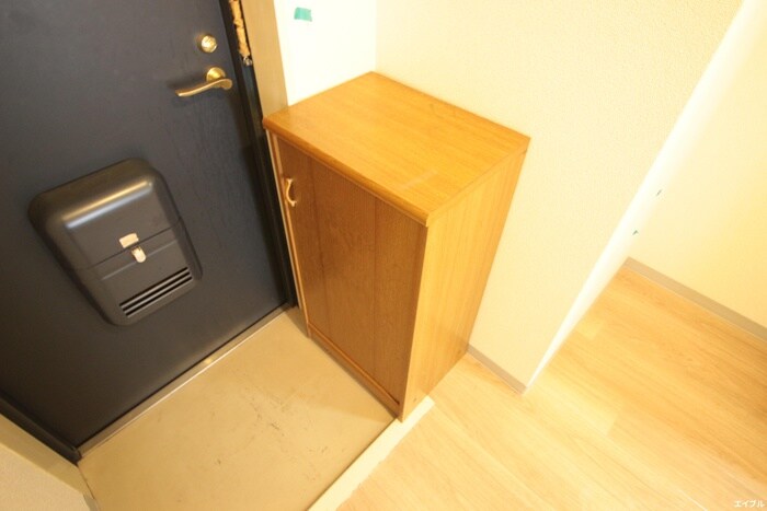 物件内観写真15　(靴箱)