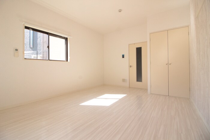 物件内観写真17　(居室)