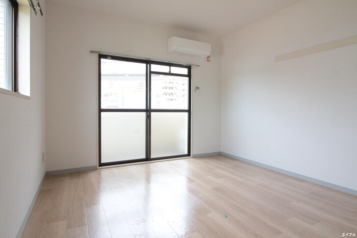 物件内観写真18　(居室)