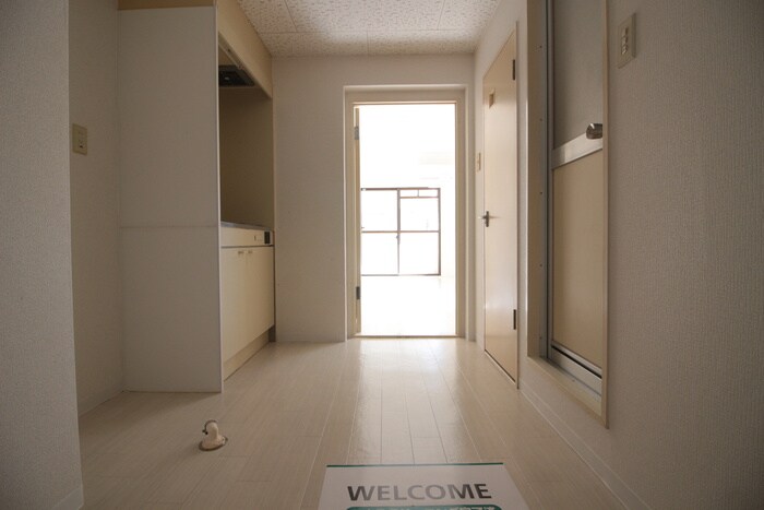 物件内観写真19　(廊下)