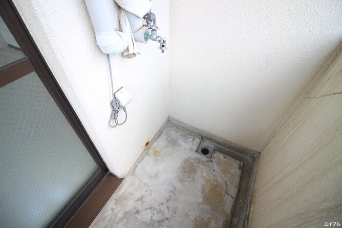 物件内観写真20　(洗濯機置場)
