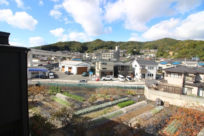 物件内観写真22　(室内からの展望)