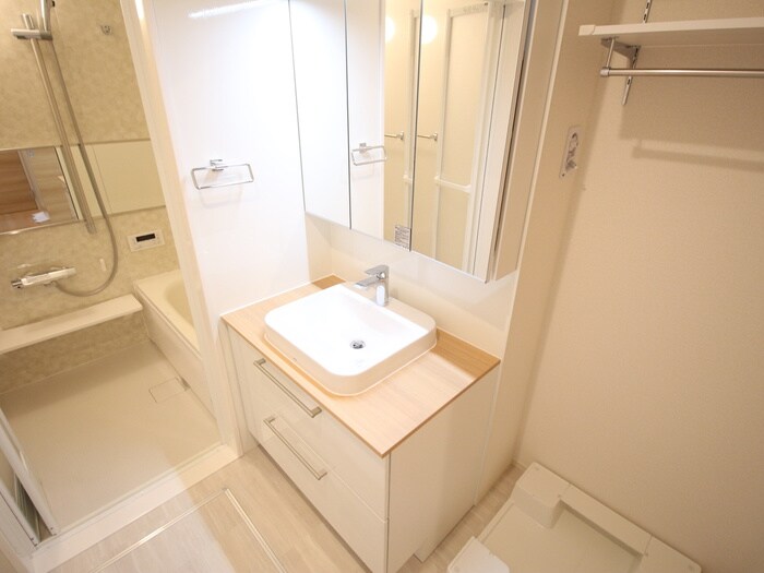 物件内観写真11　(洗面)