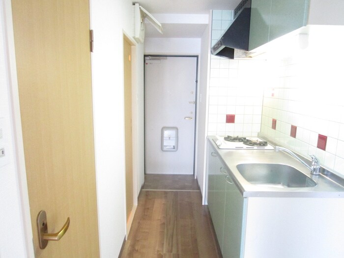 物件内観写真17　(廊下)