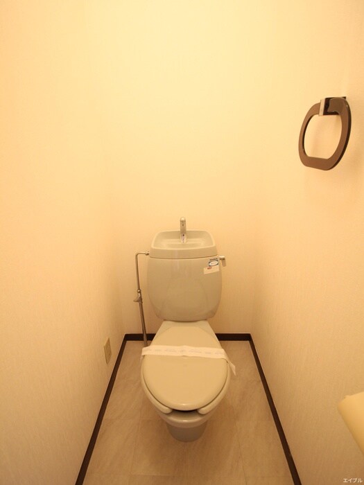 物件内観写真11　(トイレ)