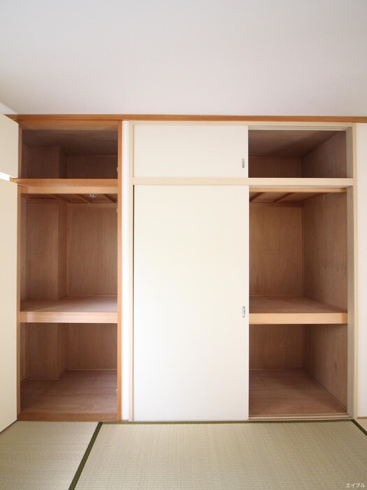 物件内観写真15　(収納)