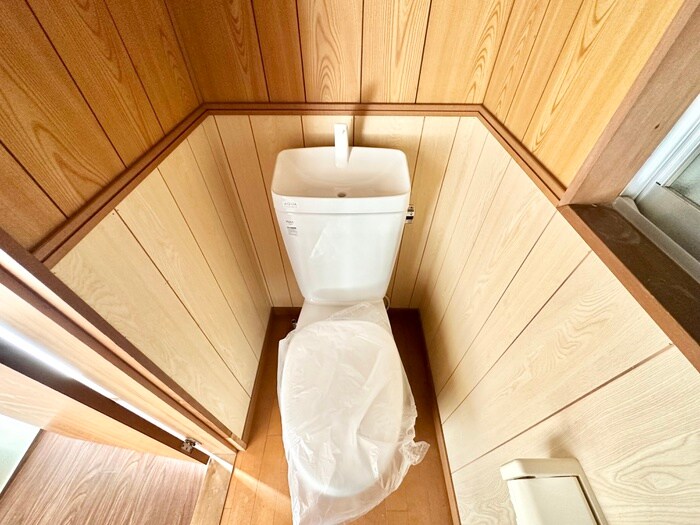 物件内観写真10　(トイレ)