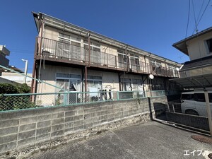 吉山アパート外観写真