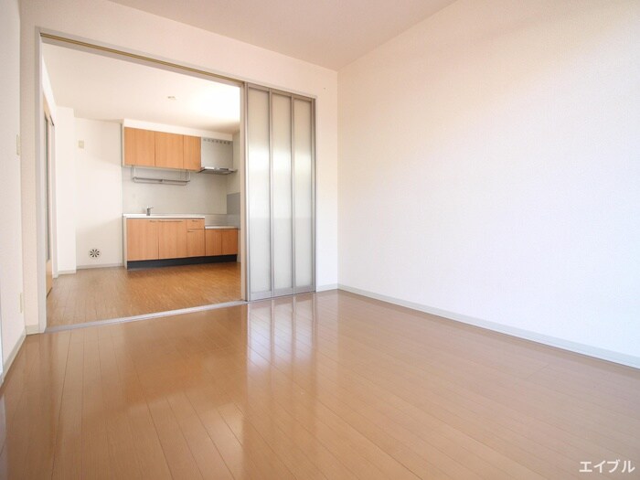 物件内観写真18　(居室)