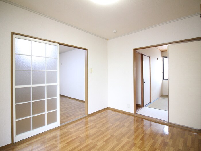 物件内観写真6　(居室)