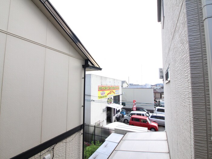 物件内観写真18　(室内からの展望)