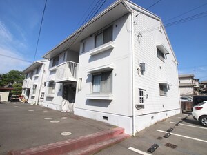 パール有安　Ｂ棟外観写真