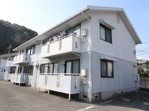 パール有安　Ｅ棟外観写真