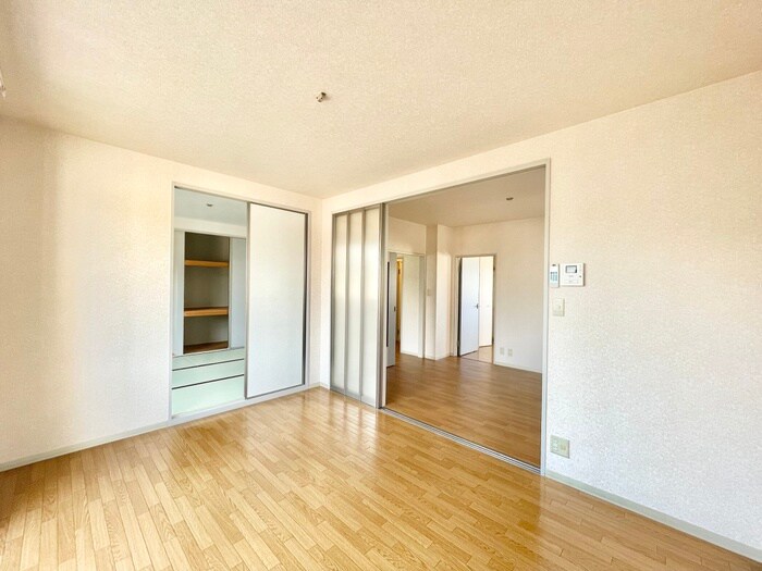 物件内観写真7　(居室)