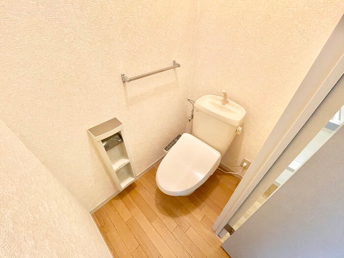 物件内観写真10　(トイレ)