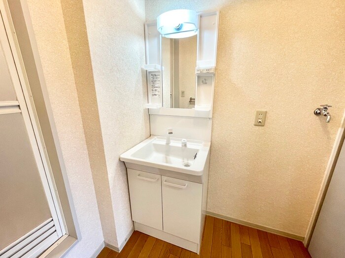 物件内観写真11　(洗面)