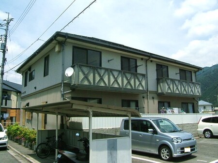 リバージュ1号館外観写真