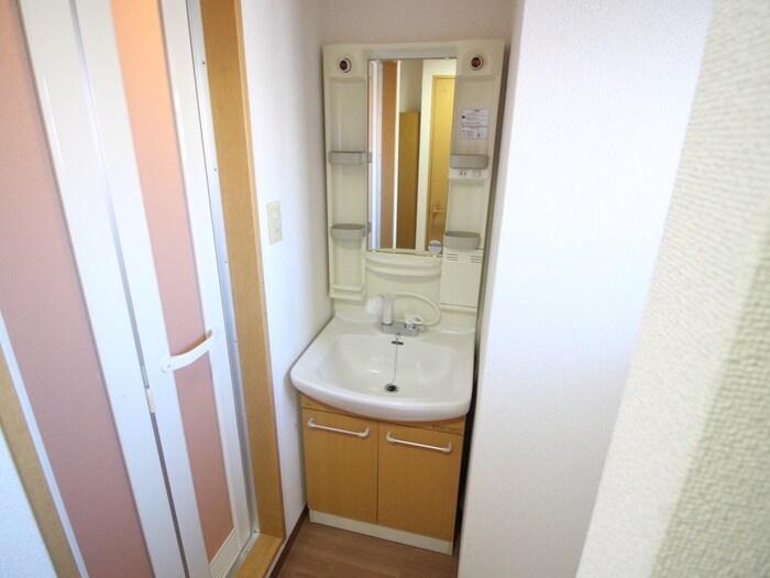 物件内観写真11　(洗面)