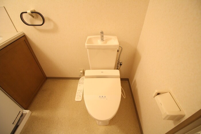 物件内観写真9　(トイレ)