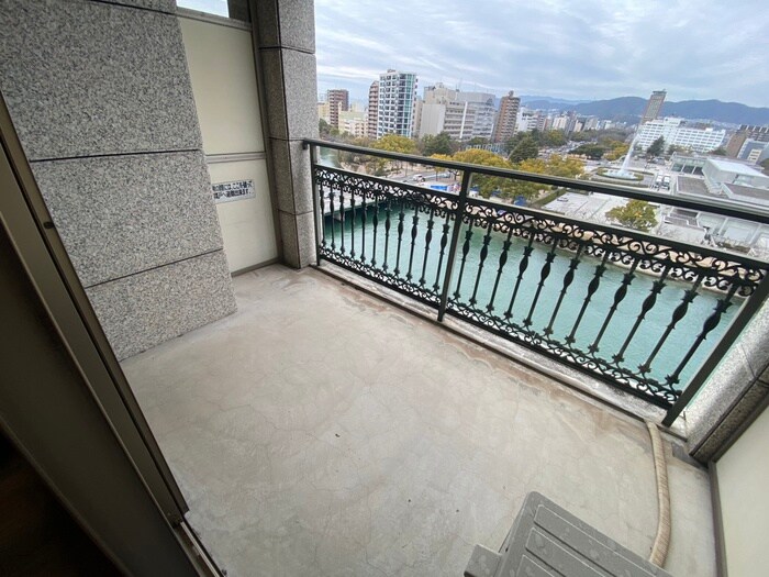 物件内観写真17　(ベランダ・バルコニー)